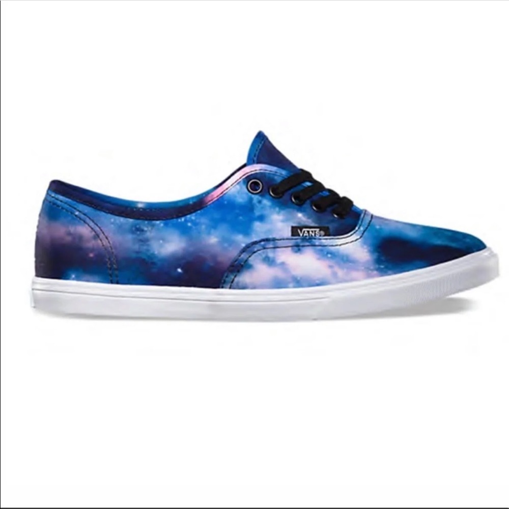 Galaxy print lo pro vans